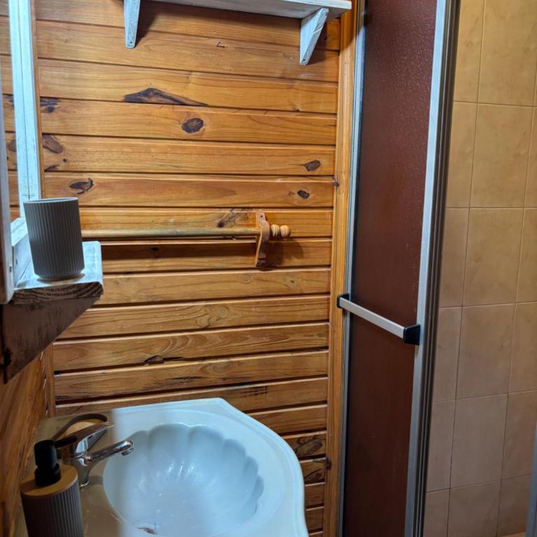 Cabaña en Santa Monica, entre el mar y la Laguna José Ignacio - One-Bedroom House - 5