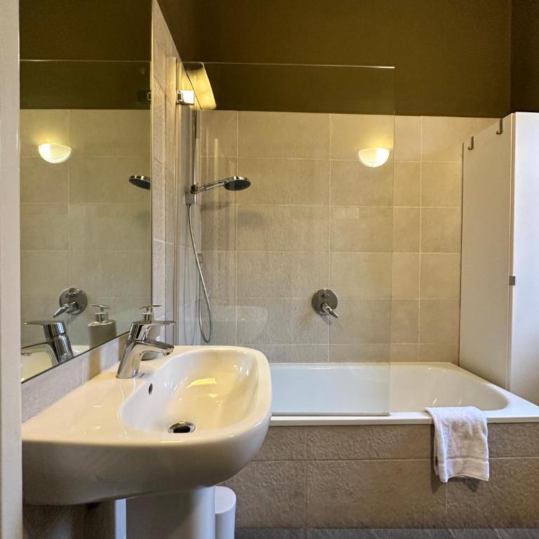 Artist apartment in the heart of Trastevere - Appartamento Superior con 2 Camere da Letto - 10