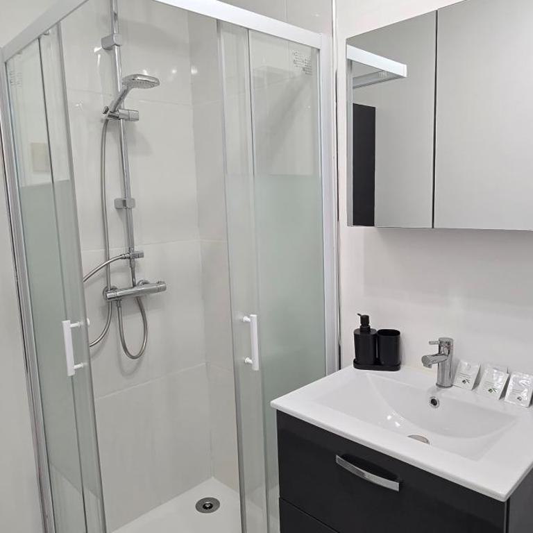 L'arcade Grand appart 10 pers-400m du sanctuaire 3 chambres 2 SDB arcade baby foot - Appartamento con 3 Camere da Letto - 23