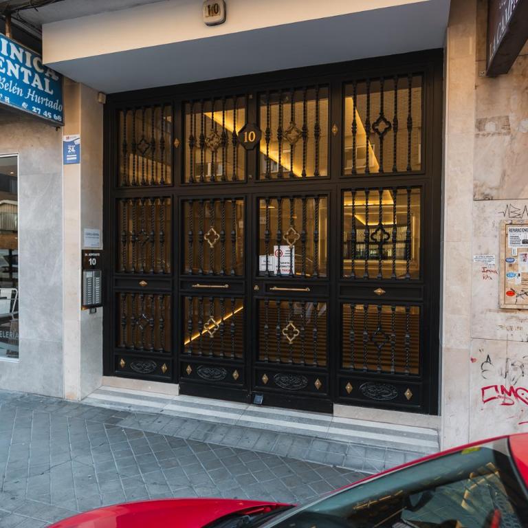 tuAnfitrion Plaza de Toros - Three-Bedroom Apartment - 60