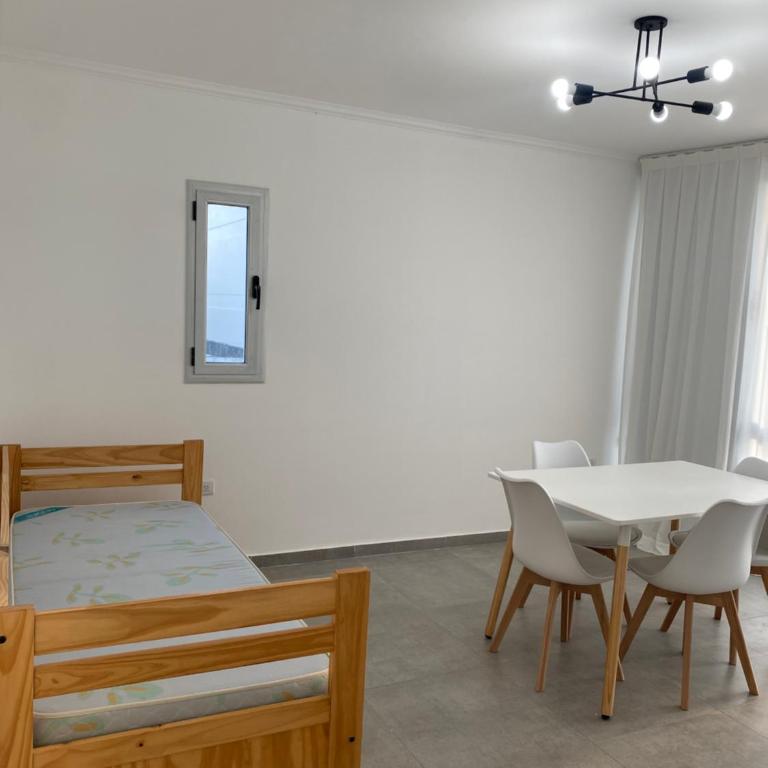 J-H- DEPARTAMENTO - One-Bedroom Apartment - 3