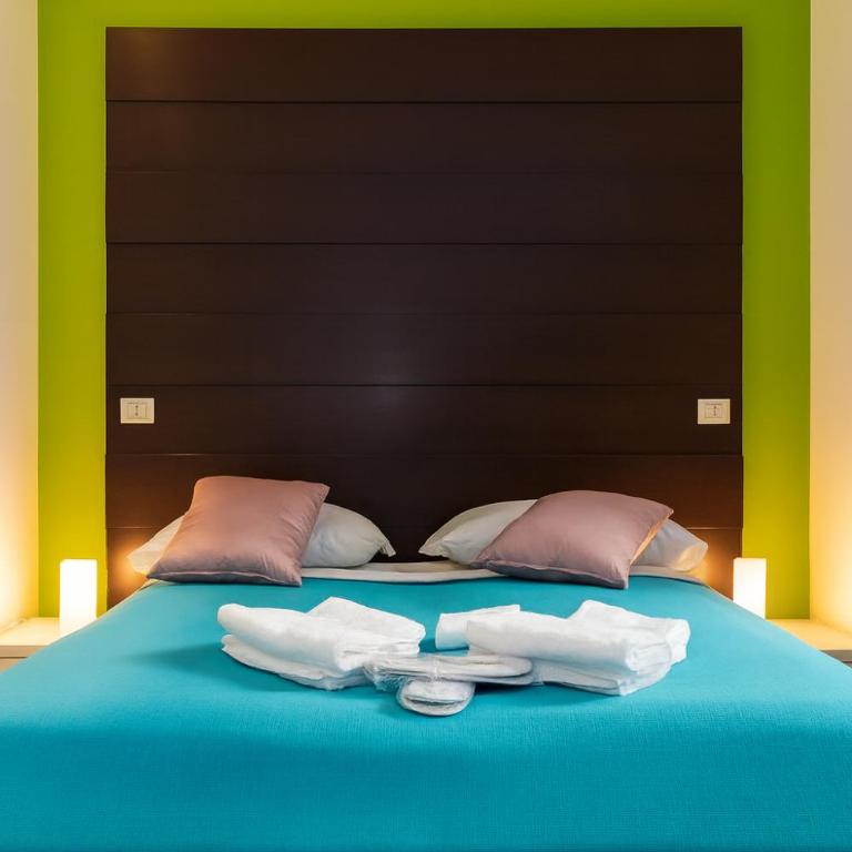 IHH COLLECTION - IHH Suites Roma - Camera Matrimoniale Superior - 11