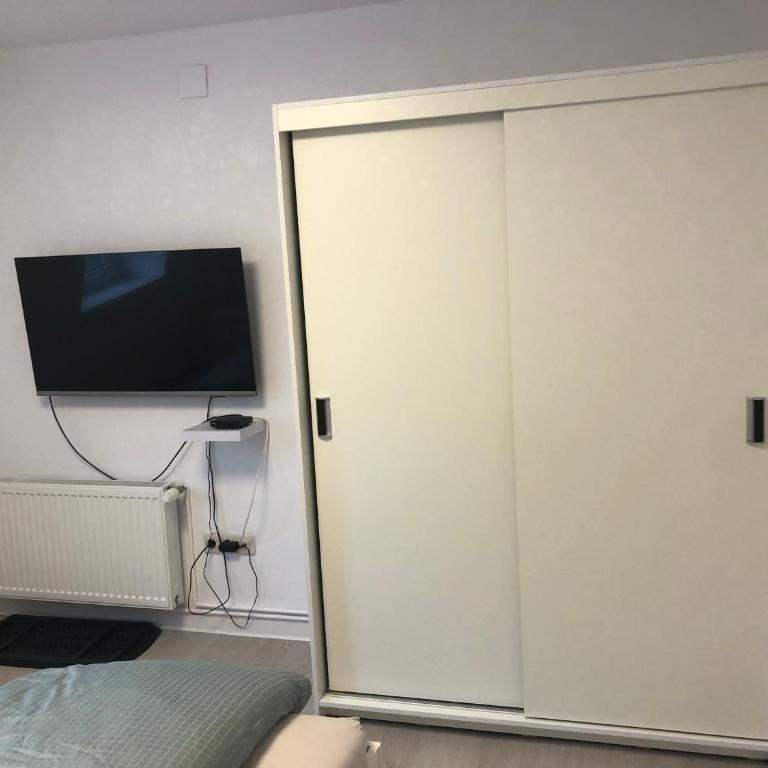 Top Apartment with 2 bedrooms - Two-Bedroom Apartment with River View - 5