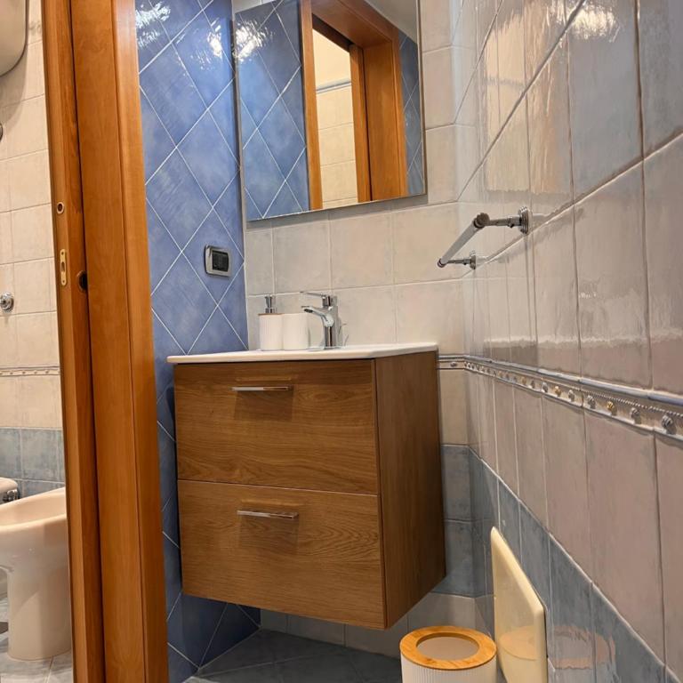Appartamento Vomero "a casa di Enzo" - Appartamento con 1 Camera da Letto - 13