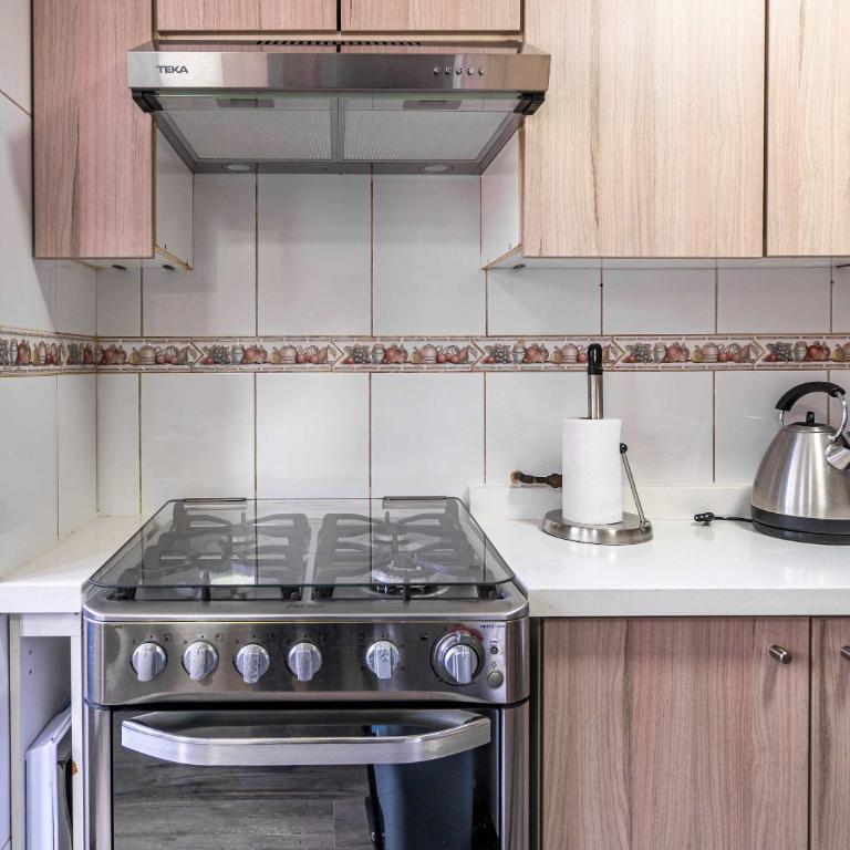 HOM I Amplio Depto en Las Condes con Terraza y Parking - Apartment - 27