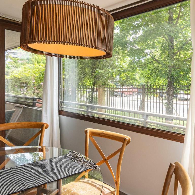 HOM I Amplio Depto en Las Condes con Terraza y Parking - Apartment - 29