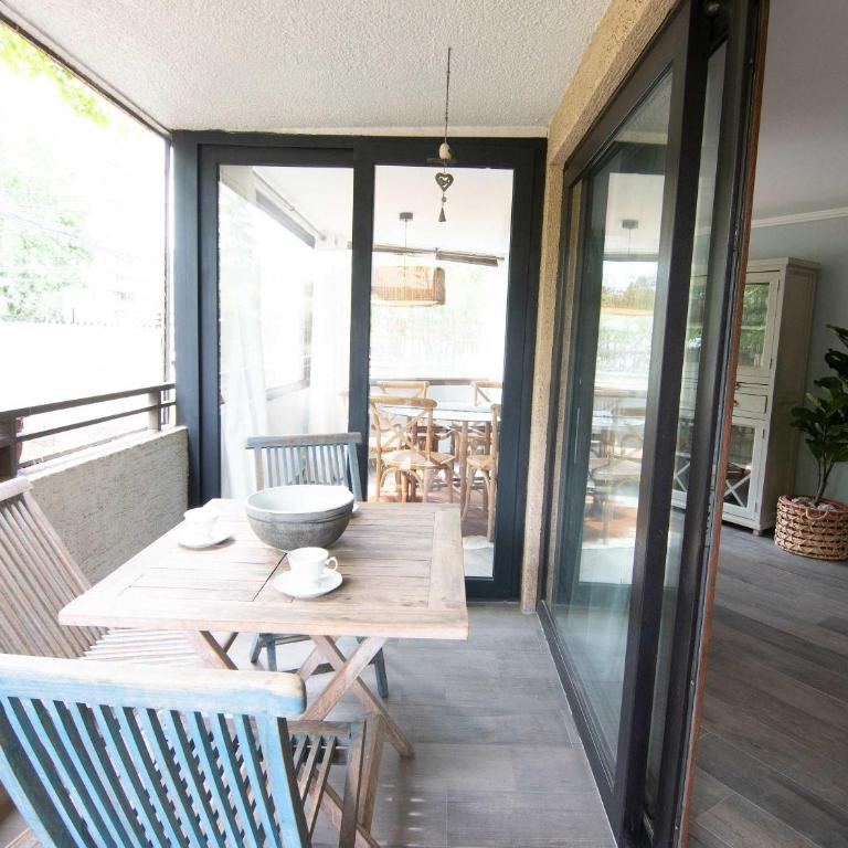 HOM I Amplio Depto en Las Condes con Terraza y Parking - Apartment - 37