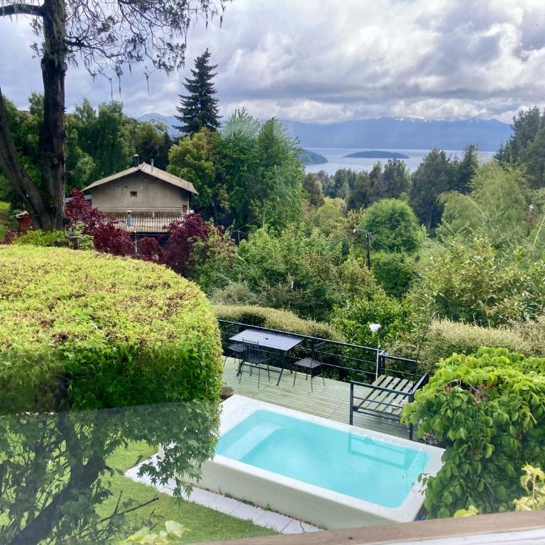 Gran casa con pileta climatizada y vista al lago - Casa de 5 dormitorios - 4