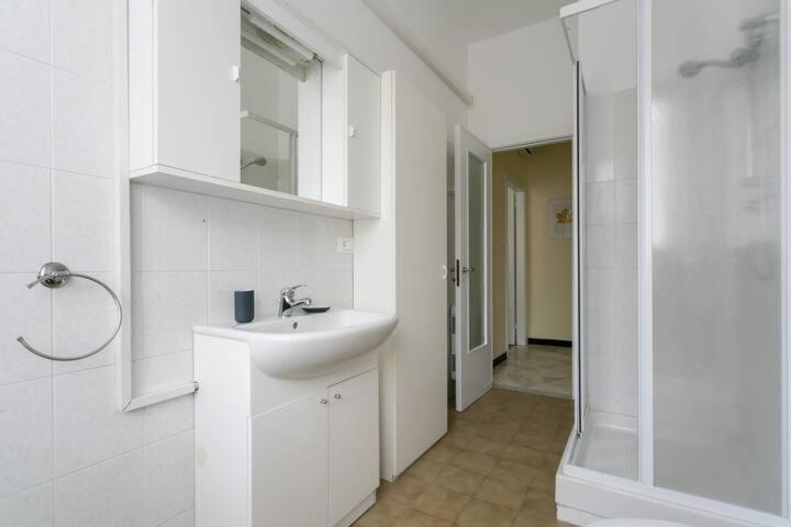 Great holiday appartamento moderno comodo a centro e spiagge - Apartment mit 1 Schlafzimmer - 40