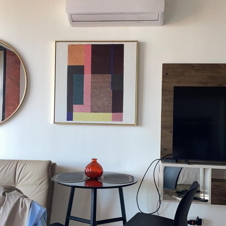Apto zona shopping del sol ,monoambiente completo muy grande y luminoso,con garage - One-Bedroom Apartment - 4