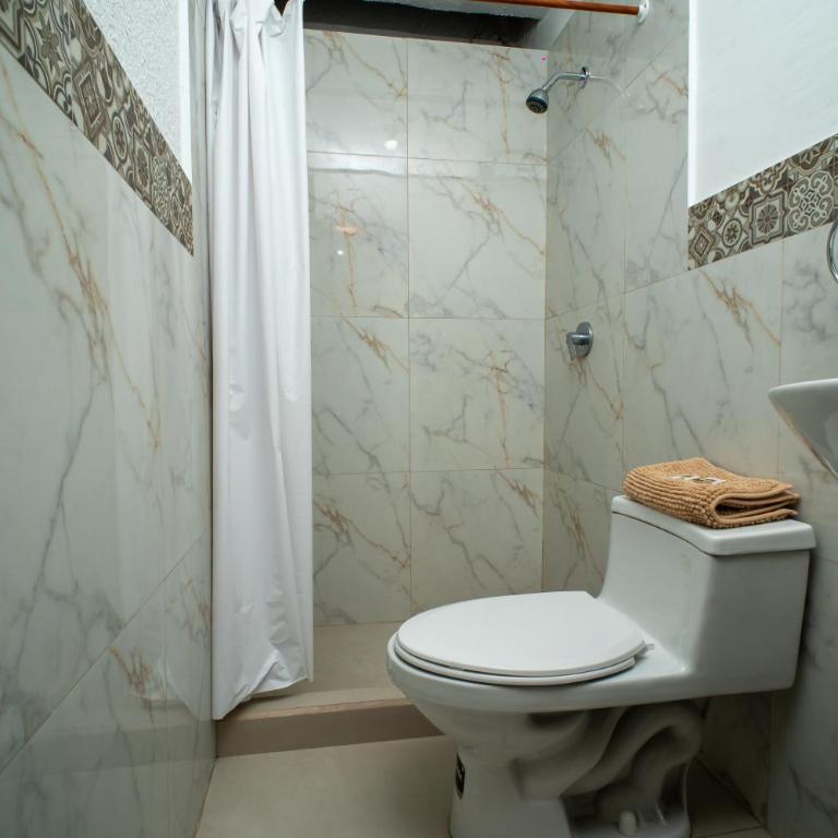 El Andariego - Cama en habitación femenina compartida de 4 camas - 2