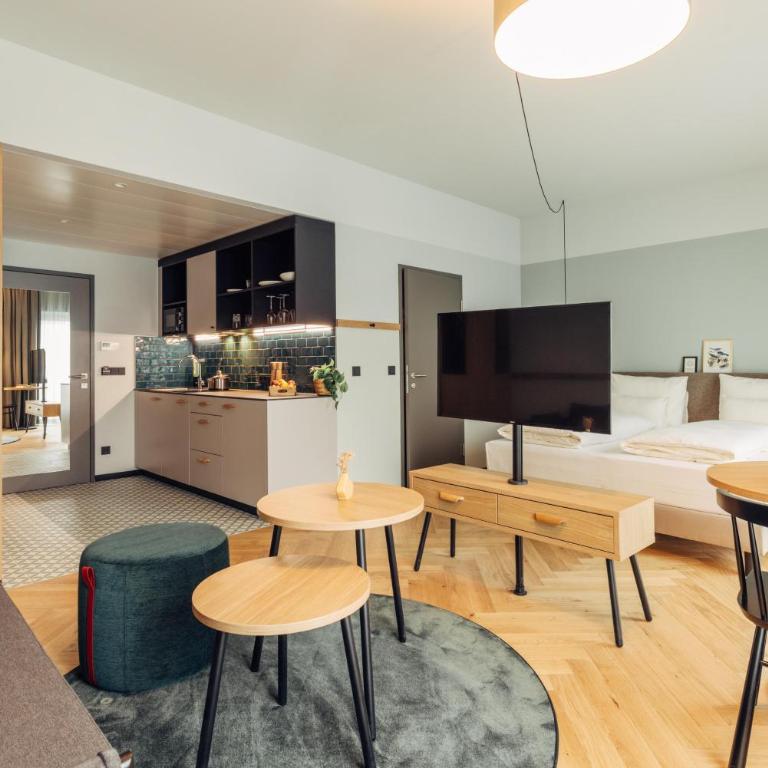 harry's home Graz-Smart City hotel & apartments - Familienzimmer - 1