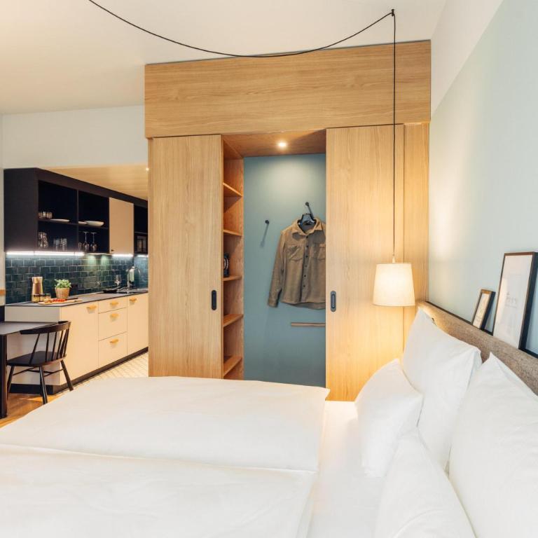 harry's home Graz-Smart City hotel & apartments - Familienzimmer - 9