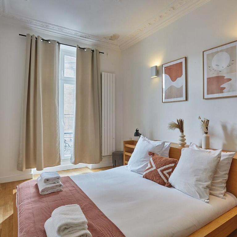 Apartment Center of Paris Montmartre by Studio prestige - Appartement - 3