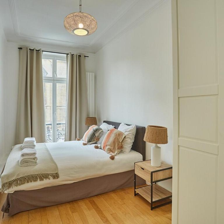 Apartment Center of Paris Montmartre by Studio prestige - Appartement - 13