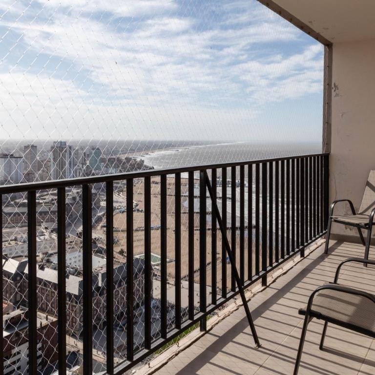 Renovated and spacious with excellent view by BT Homes - Apartamento de 3 dormitorios con vistas al mar - 9