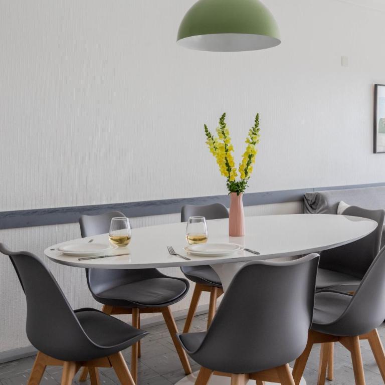 Renovated and spacious with excellent view by BT Homes - Apartamento de 3 dormitorios con vistas al mar - 12