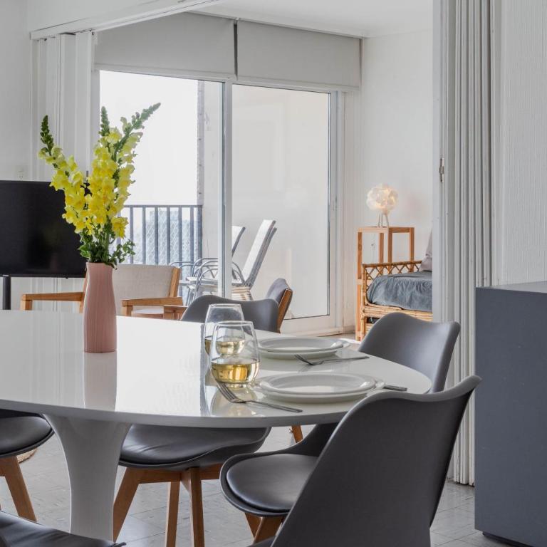 Renovated and spacious with excellent view by BT Homes - Apartamento de 3 dormitorios con vistas al mar - 31