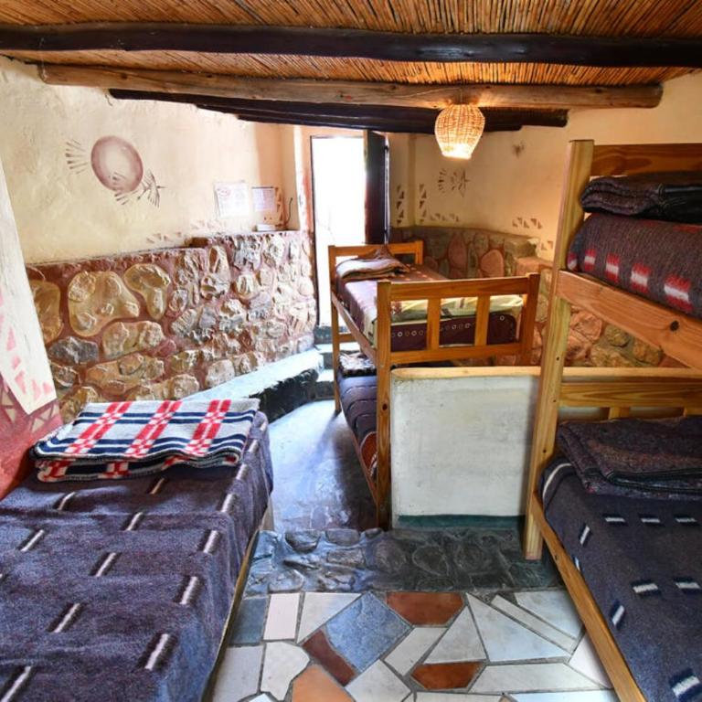 Tilcara Mistica Hostel - Habitación Familiar - 1