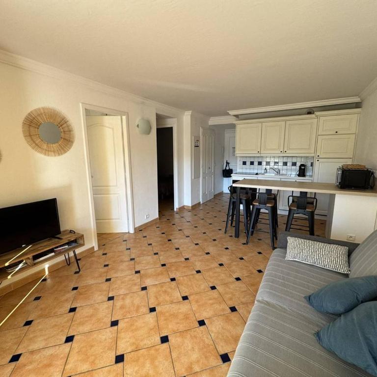 Appartement 3 pièces avec climatisation dans résidence avec piscines et tennis - FR-1-100-364 - Appartamento - 8