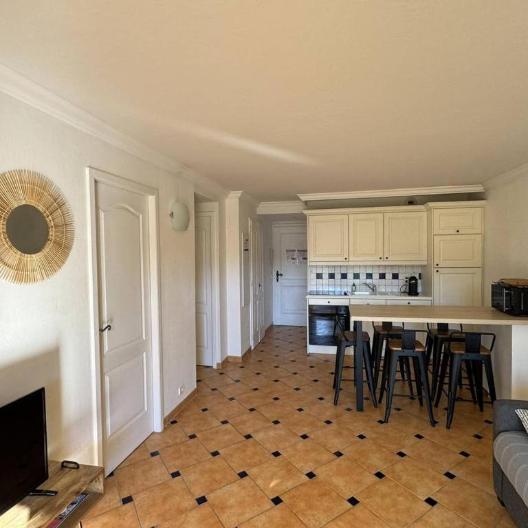 Appartement 3 pièces avec climatisation dans résidence avec piscines et tennis - FR-1-100-364 - Appartamento - 10