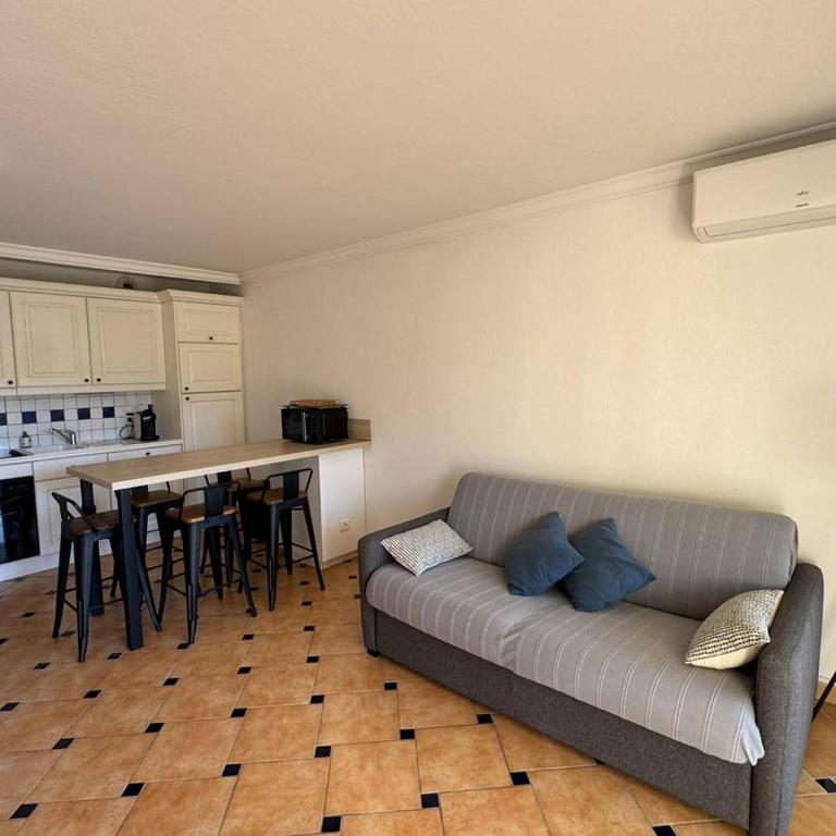 Appartement 3 pièces avec climatisation dans résidence avec piscines et tennis - FR-1-100-364 - Appartamento - 11