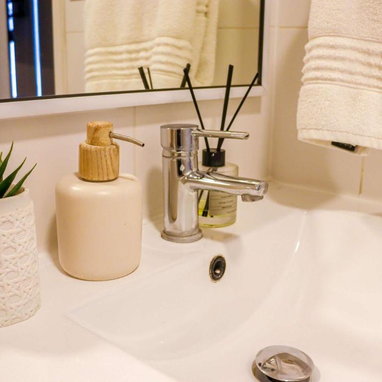 HOM I Wifi HermosaVista Metro Parque Almagro Vista - Apartment - 29