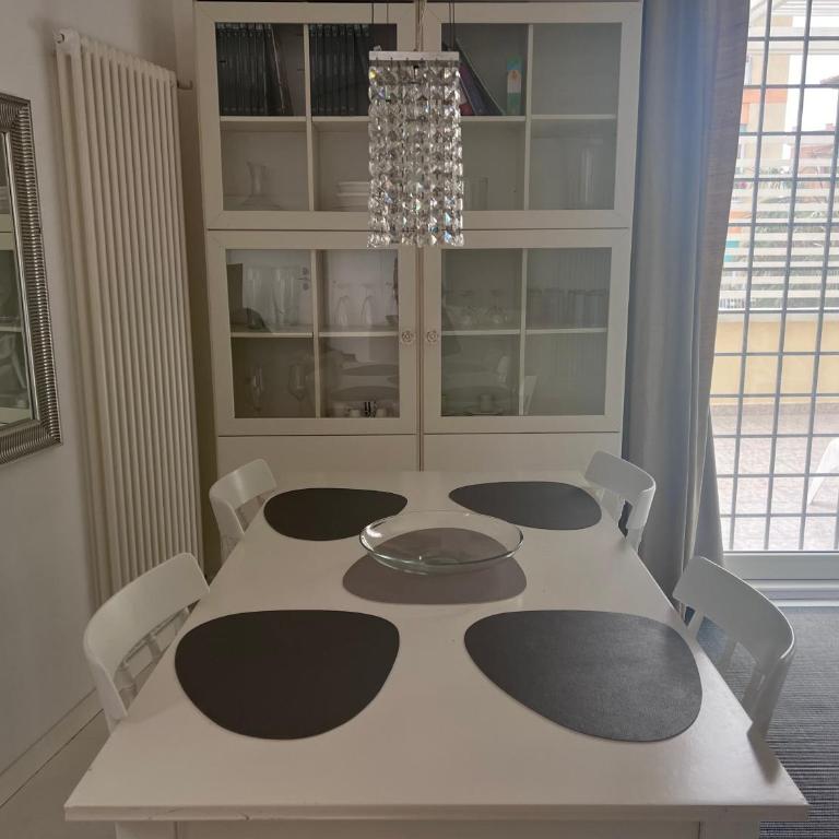 Rome, Beautiful Apartment in a Vintage Building - Appartamento con 2 Camere da Letto - 17