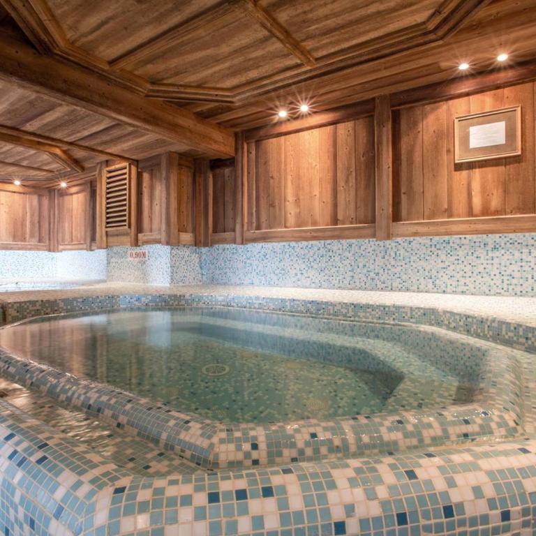 Appartement avec piscine, spa, parking, Wi-Fi à Saint-Martin-de-Belleville - Appartement 2 Chambres - 26