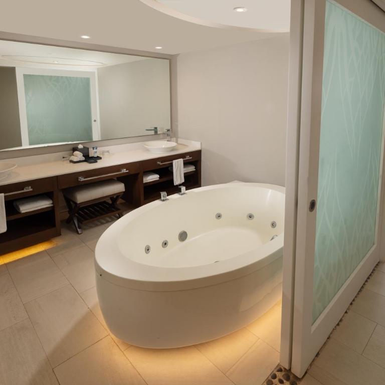 Royalton Riviera Cancun, An Autograph Collection All-Inclusive Resort & Casino - Suite Familiale de Luxe - Vue sur Océan - 2