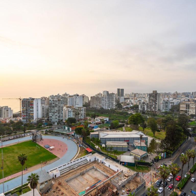 Barranco Signature Apartments by Geko - One-Bedroom Loft Apartment with One Queen Bed - 3