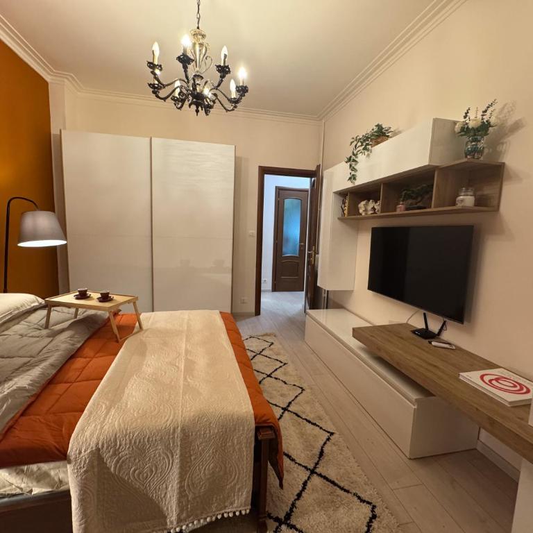 Cozy 2-room apartment in a quiet neighborhood - One-Bedroom Apartment - 1