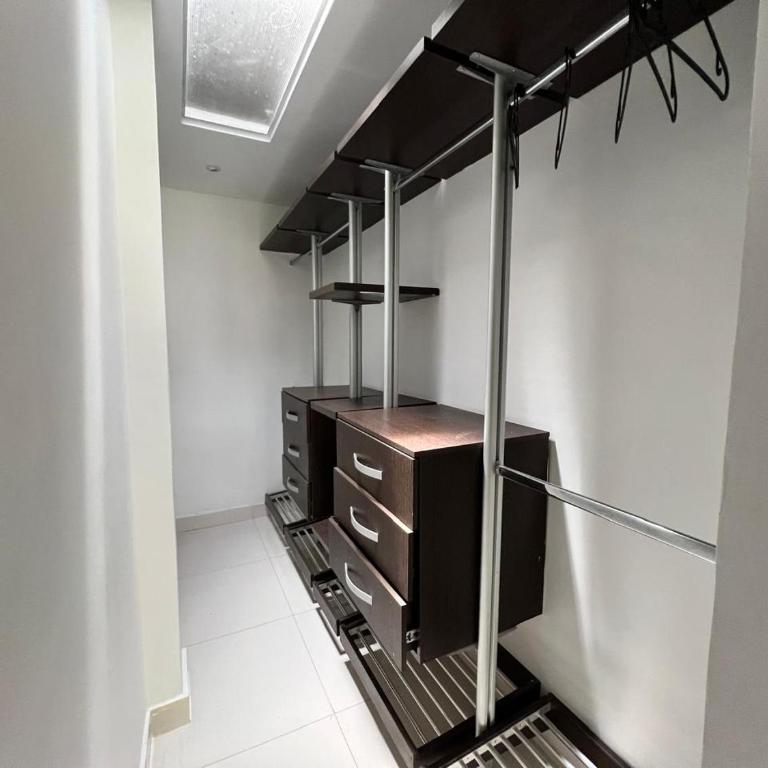 Casa de lujo en Cali con Piscina Privada y BBQ - Villa - 35