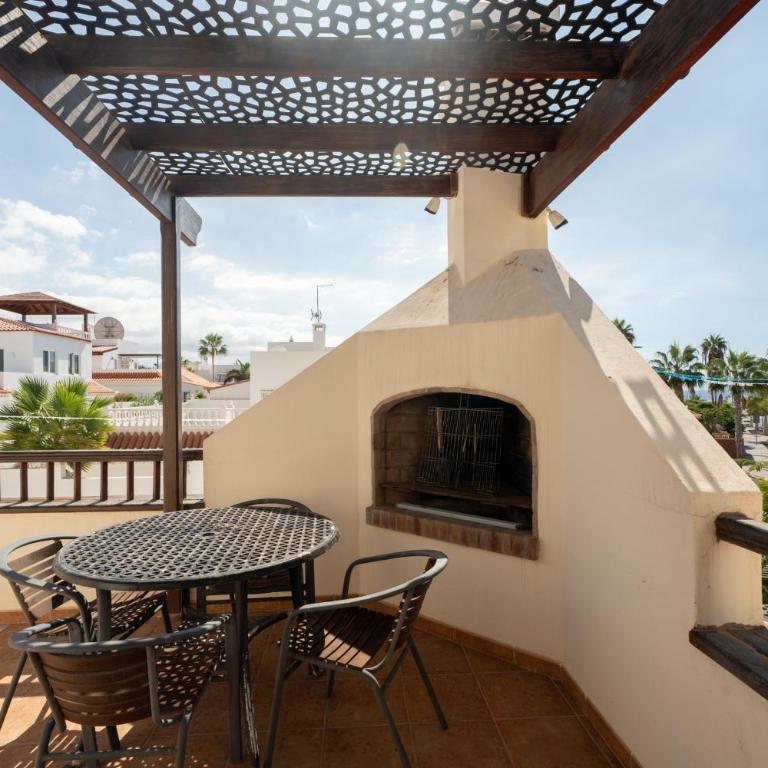 La Caleta Luxury Seaside Villa with 3 Bedrooms and Private Pool - Villa de 3 dormitorios - 9