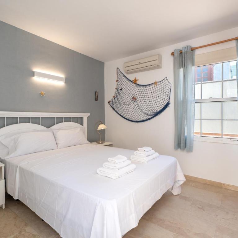 La Caleta Luxury Seaside Villa with 3 Bedrooms and Private Pool - Villa de 3 dormitorios - 12