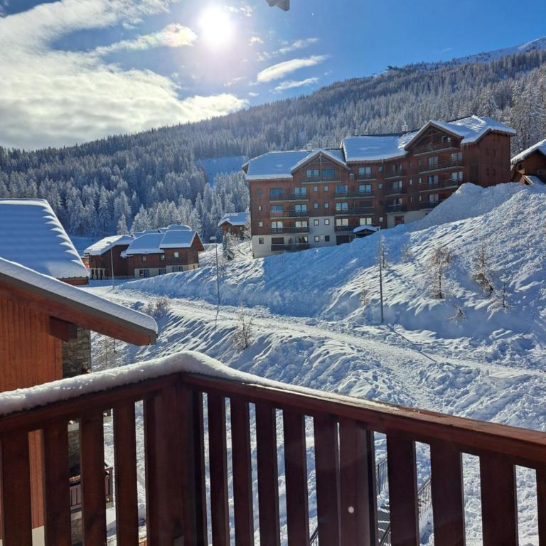 - Appartement avec balcon - 2 personnes - Studio mit Bergblick - 8