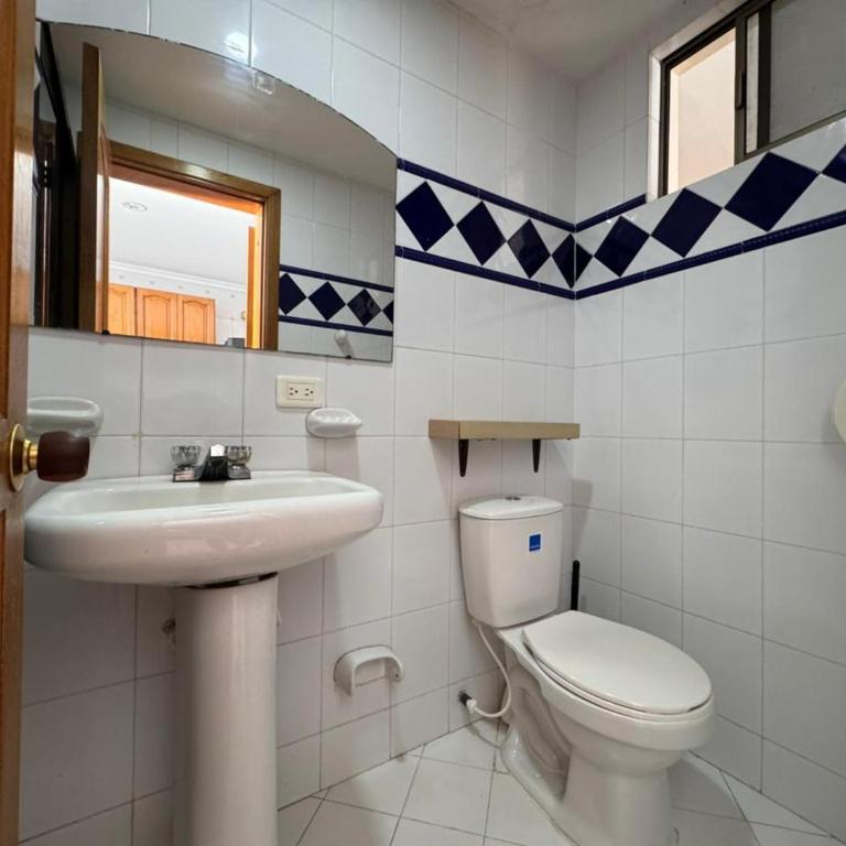 Edificio el peñon - Apartamento - 2 niveles - 15