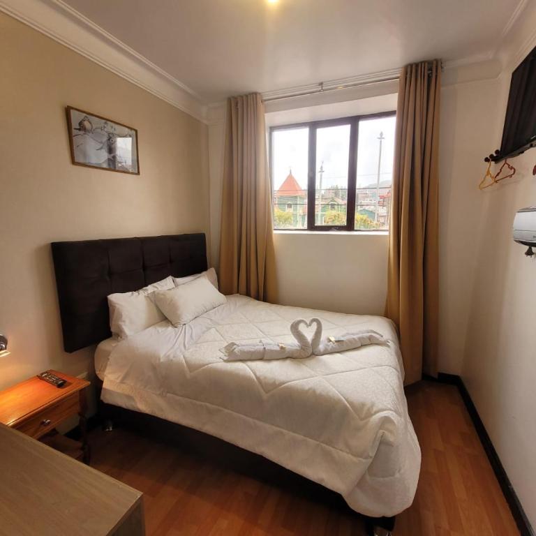 HOTEL HUAYNAPATA Pardo - Double Room - 1