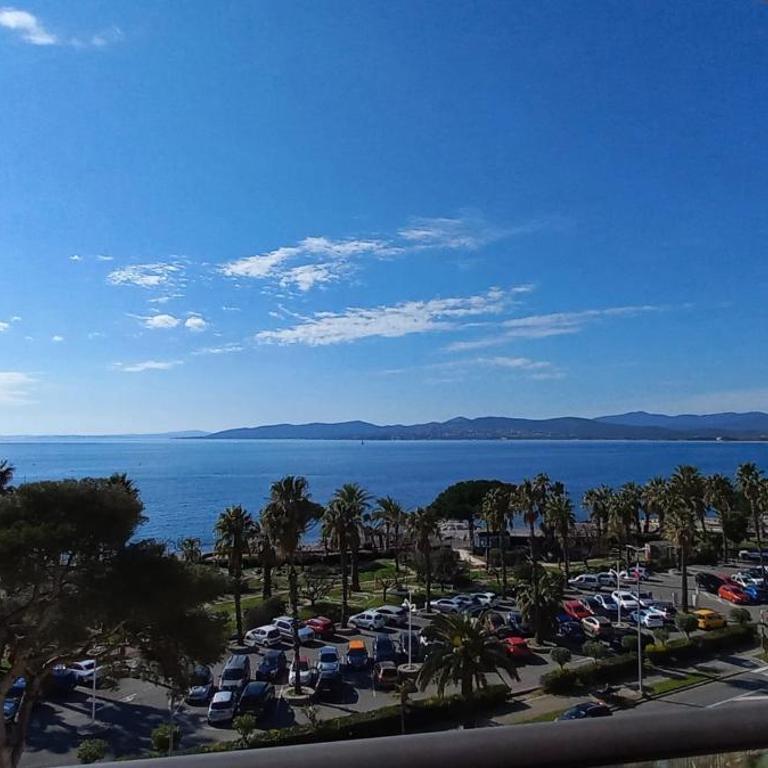 Apartment sea view in Saint-Raphaël wpool - Apartment - 13