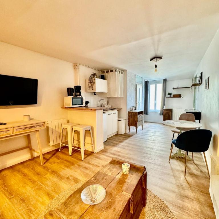 Studio au pied du Château - centre Caen - tram - Appartamento con 1 Camera da Letto - 7