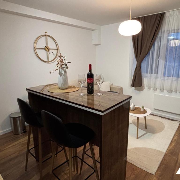 Apartman Herkul - Studio with Mountain View - 6