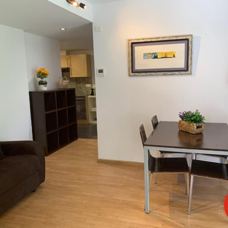 Hotel Travessera - One-Bedroom Apartment with Terrace - 4