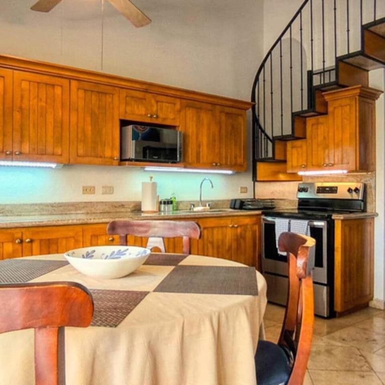 Penthouse 2BD+Room • 2 Terraces • Pools•Near Beach - Apartment - 9