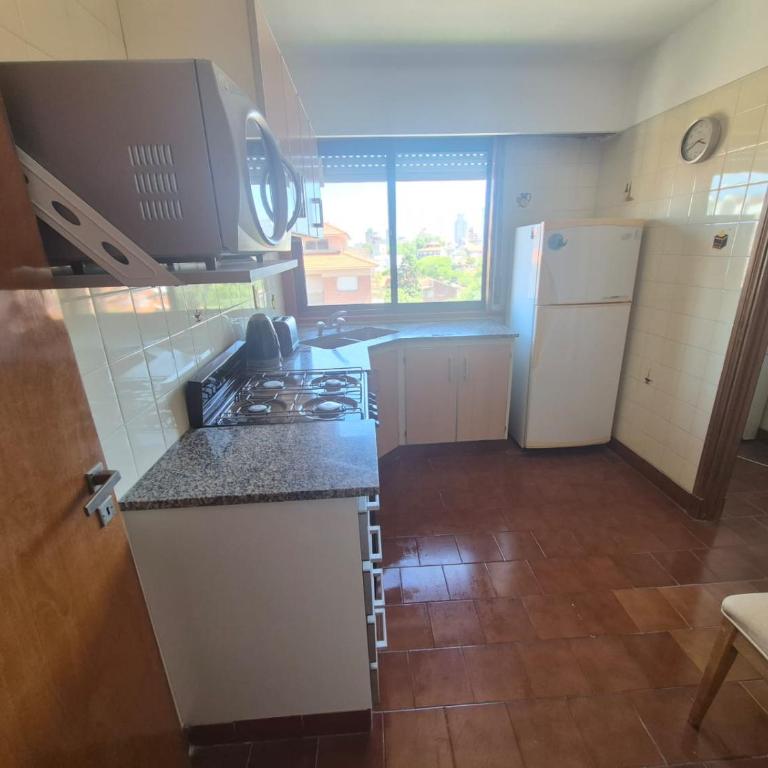 Depto 2 dormitorios con cochera - Apartamento de 2 dormitorios - 6