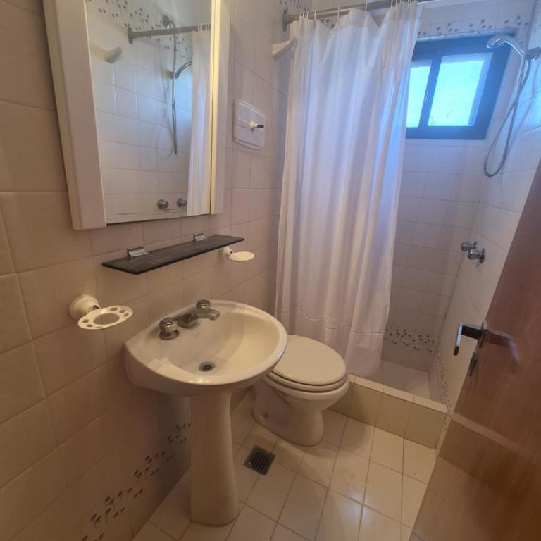 Depto 2 dormitorios con cochera - Apartamento de 2 dormitorios - 9