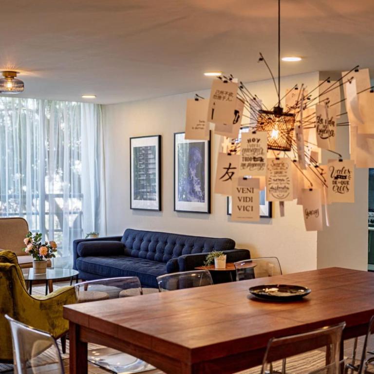 Private Balcony Home with Parking - Apartamento - 26