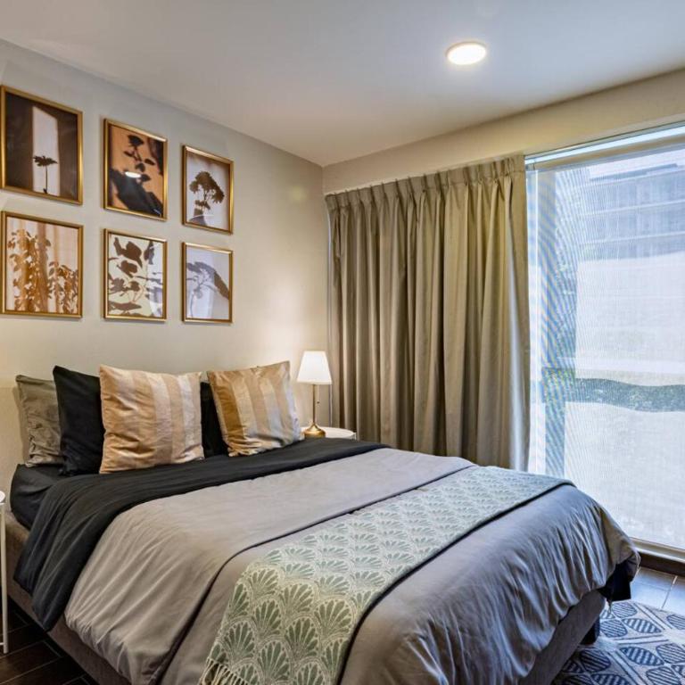 Private Balcony Home with Parking - Apartamento - 19