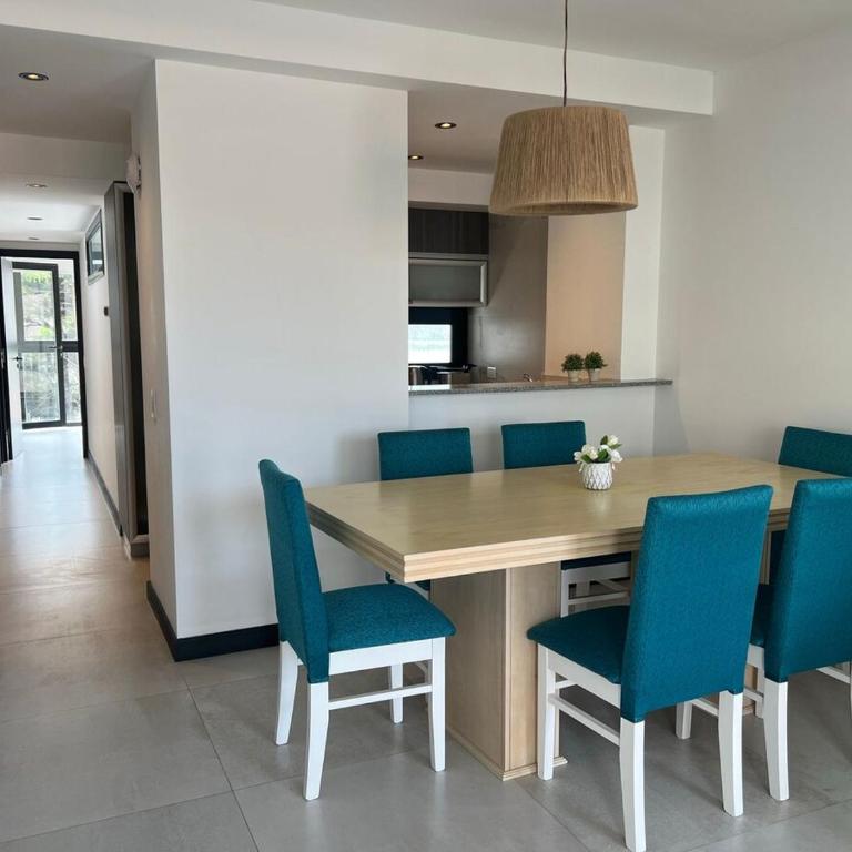 Departamento Nuevo Zona Güemes-Aldrey con cochera - Apartamento de 2 dormitorios - 10