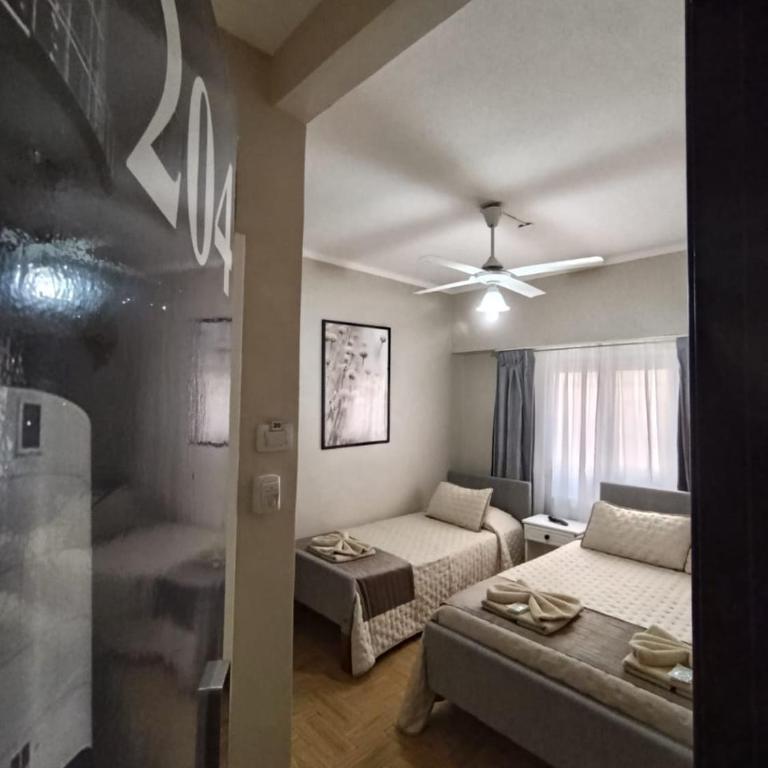 Hotel Jorgito - Habitación Triple con baño privado - 2