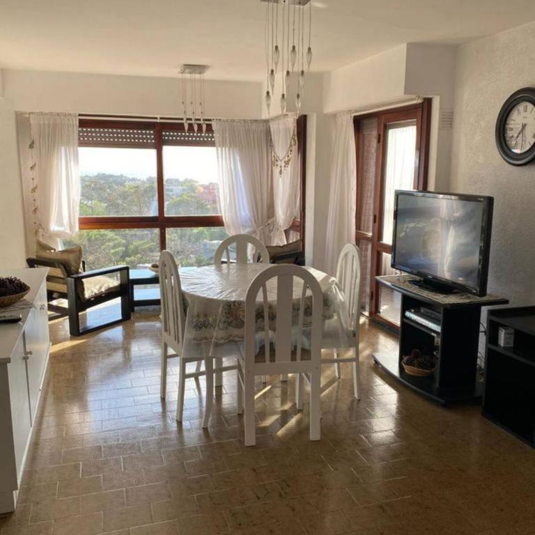 Departamento 3 ambientes a 2 cuadras del mar y Avenida Bunges - Two-Bedroom Apartment - 10